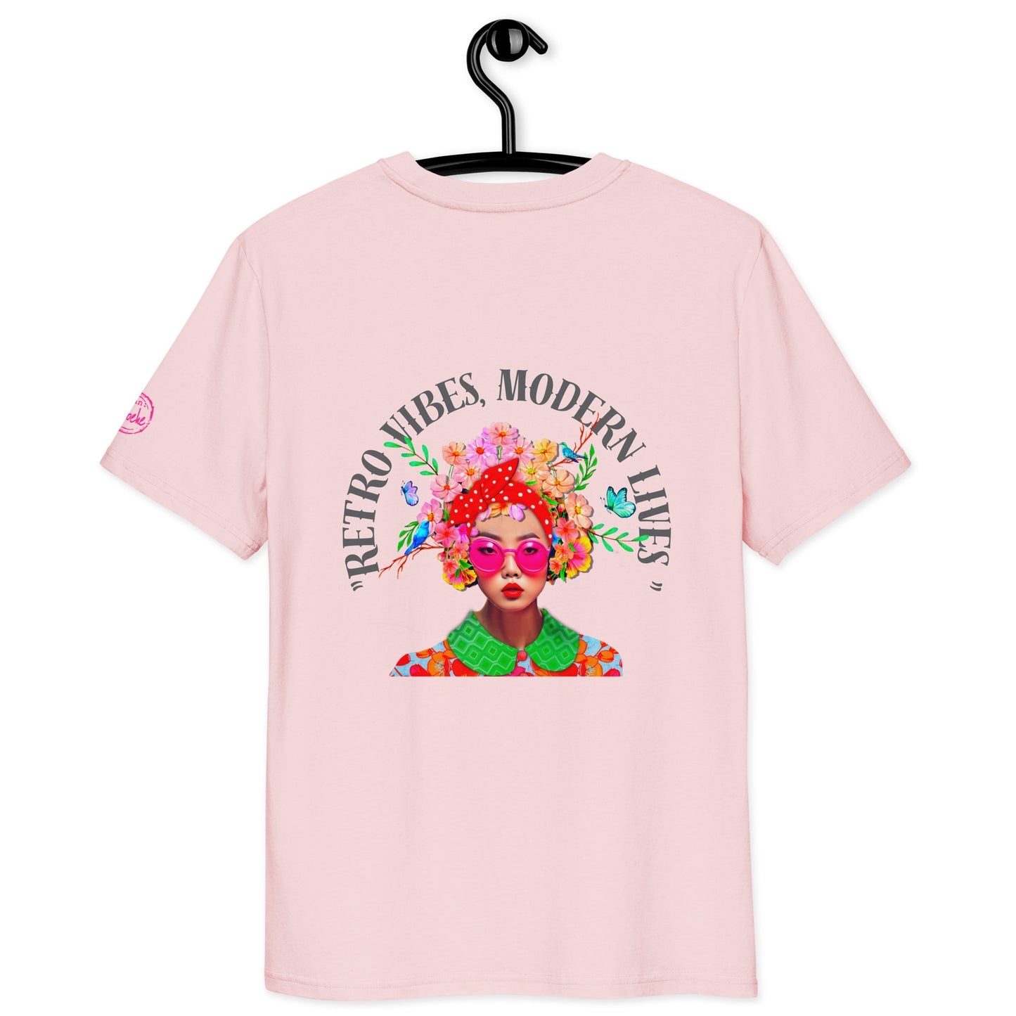"Retro Vibes, Modern Lives" print achter
