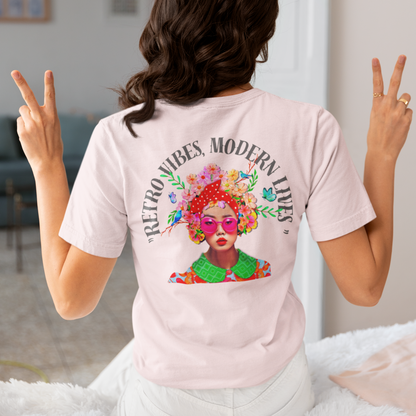 "Retro Vibes, Modern Lives" print achter